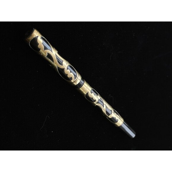 WARRENITED 14K Nib Fountain Pen Unmarked Black Body With Gold Filigree Overlay - Picture 1 of 5